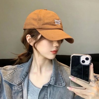 随母改嫁后我在新家成团宠